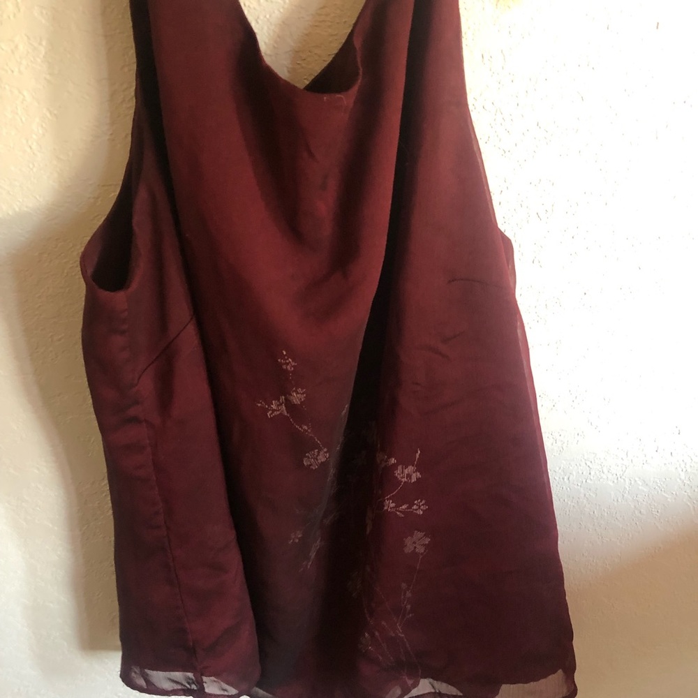 Burgundy Sleeveless Floral Shirt